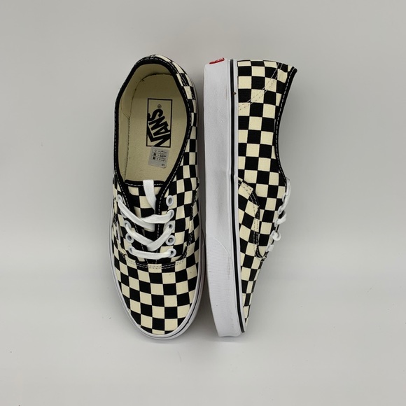 Authentic - Picture 3 of 12